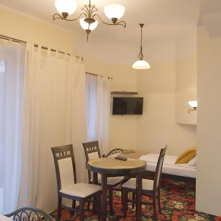 Affittacamere Hasaba 3*